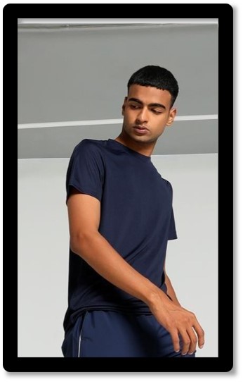– Men's Essential Tee RoundNeck