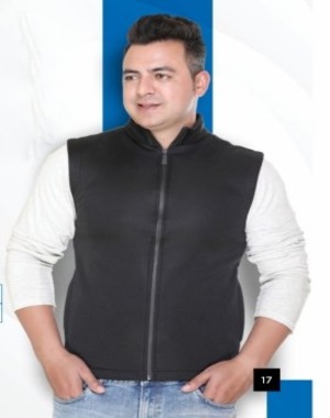 pikmee jacket color in black